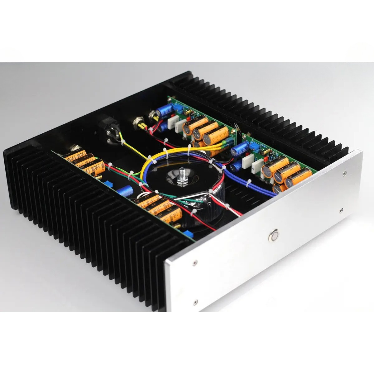 Zerozone 4 Manier Laag Geluids - Power Supply 12V recensie en prijs